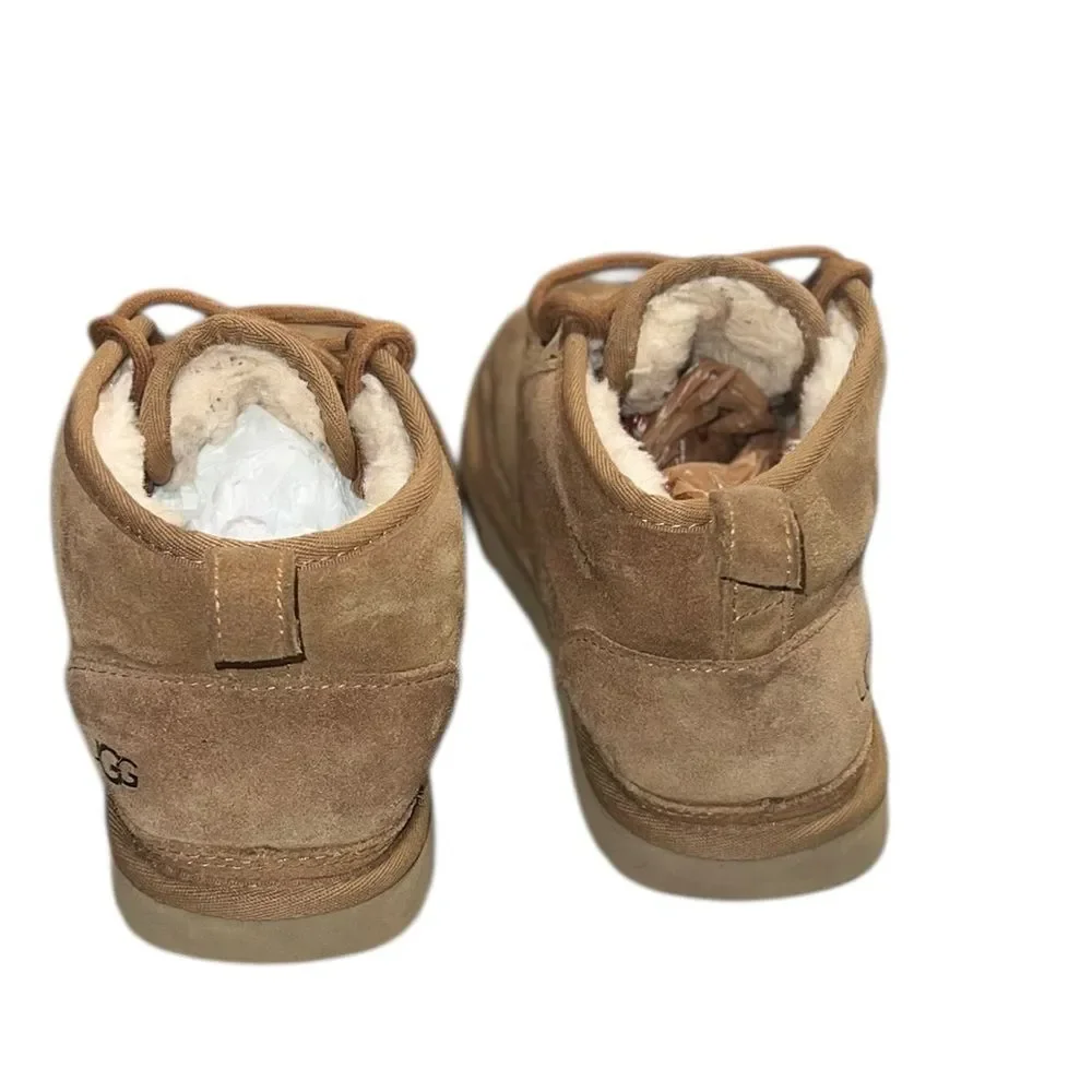UGG Neumel Suede Boots Chestnut Lace Up Chukka Shearling Lined ~ Womens 8-9